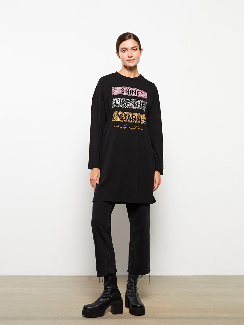 Siyah Bisiklet Yaka Baskılı Uzun Kollu Kadın Tunik