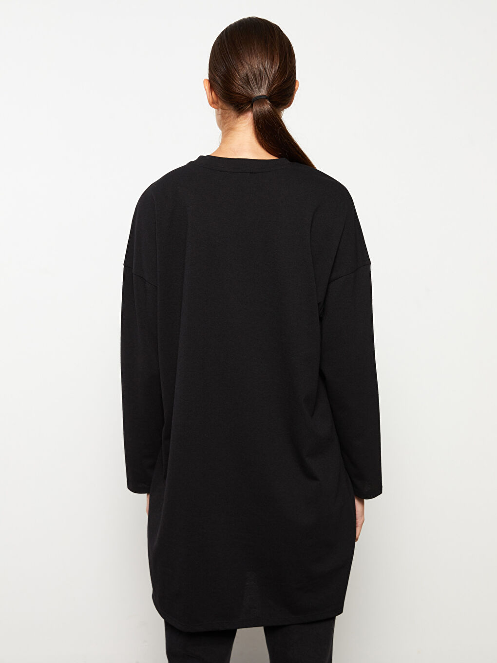 Siyah Bisiklet Yaka Baskılı Uzun Kollu Kadın Tunik-4