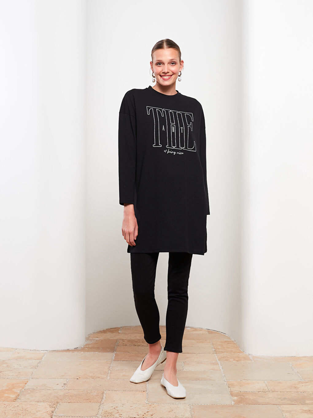 Crew Neck Printed Long Sleeve Women's Tunic-1