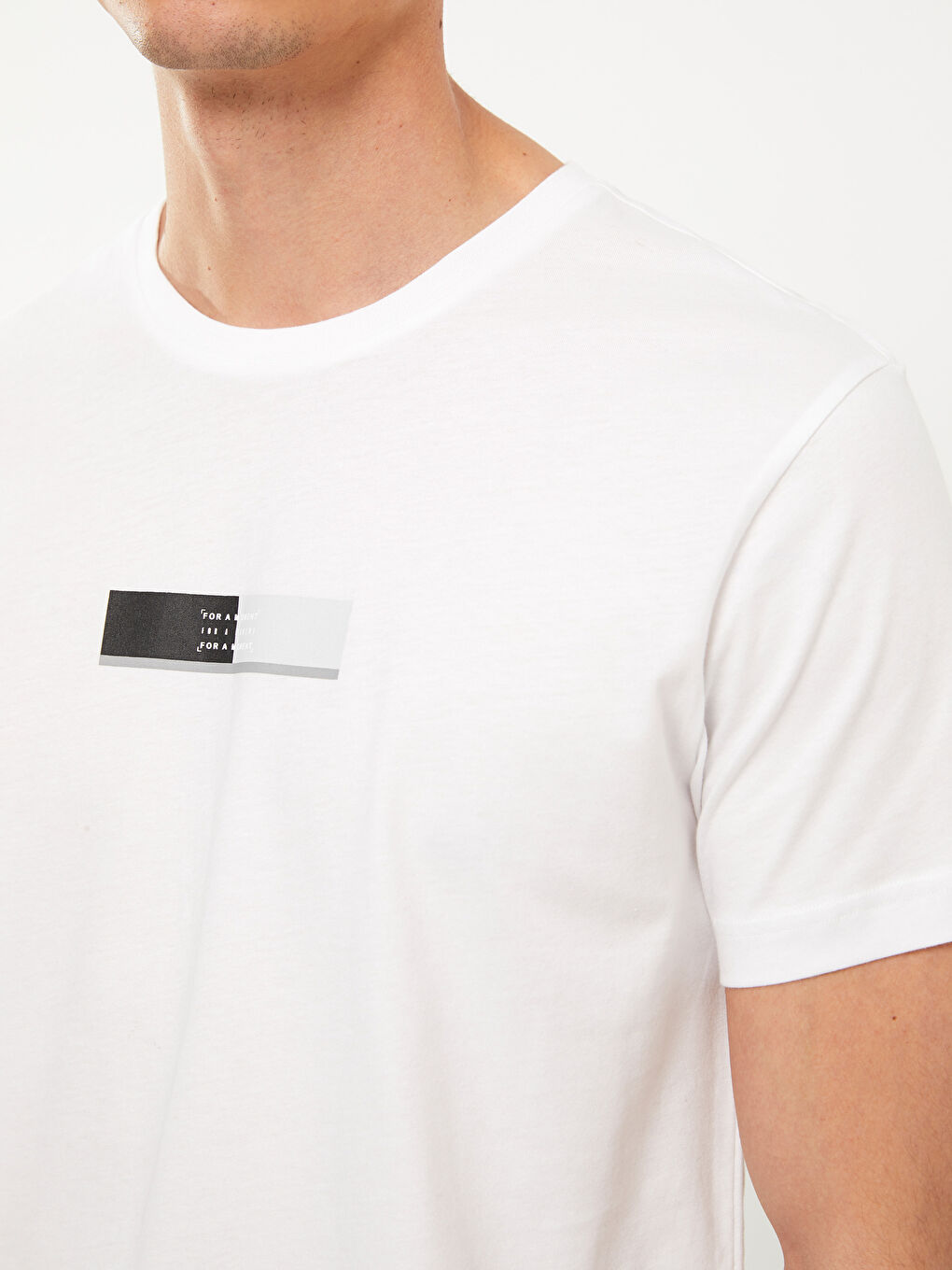 Beyaz Bisiklet Yaka Kısa Kollu Baskılı Penye Erkek Spor Tişört-3