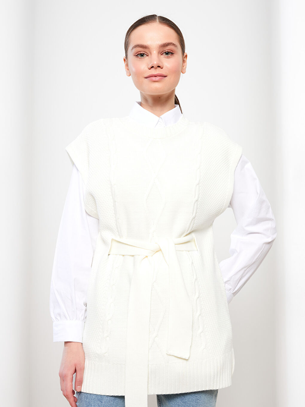 Пуловер с кръгло деколте и шарки за жени-1