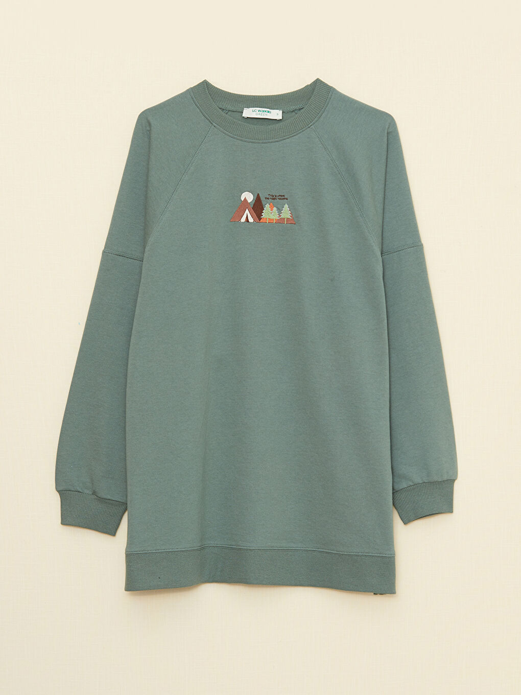 تونيك سويتشيرت أوفراسايز كم طويل مطرز بياقة دائرية للسيدات