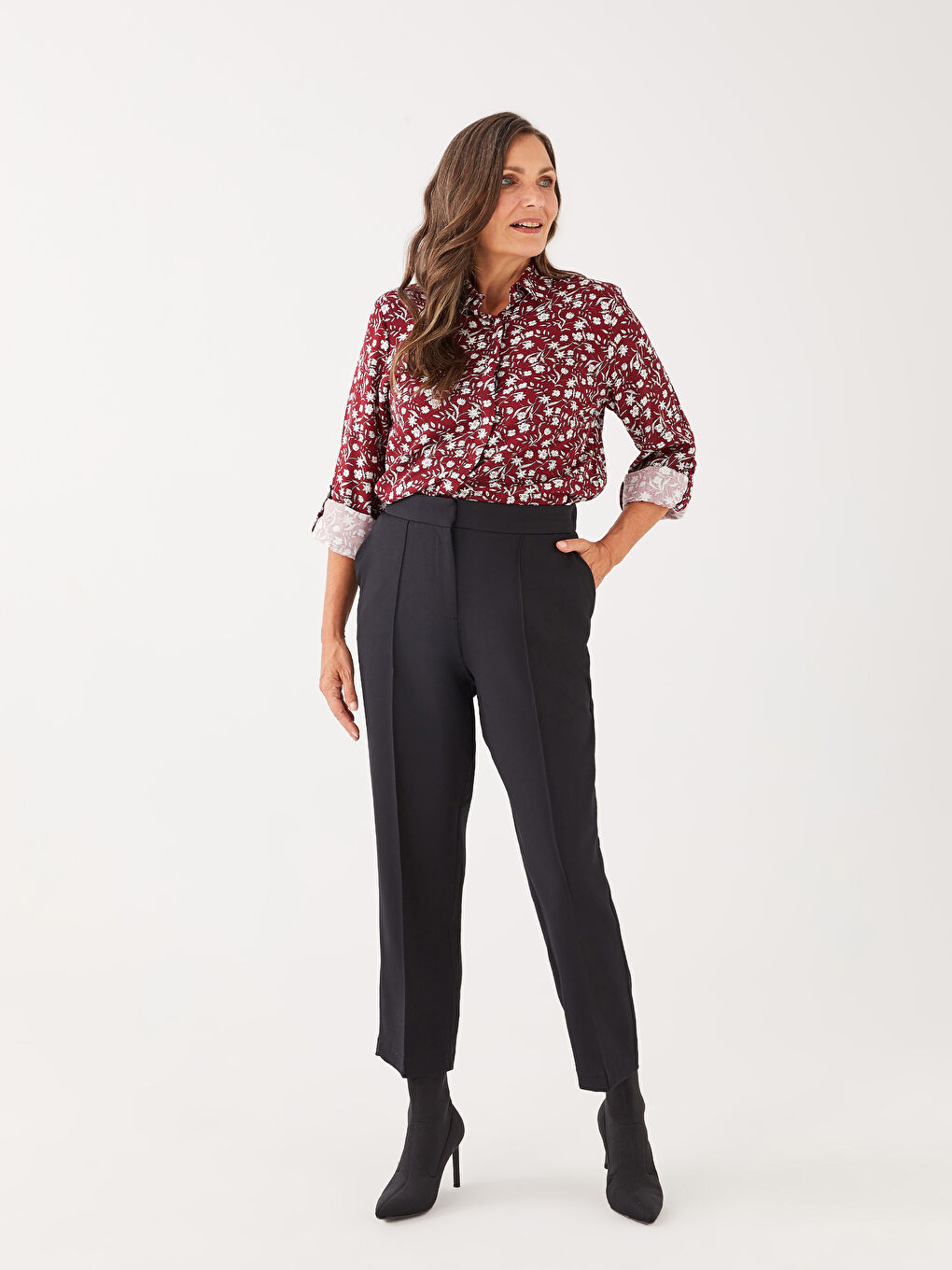 Women's Standard Fit Plain Trousers-1
