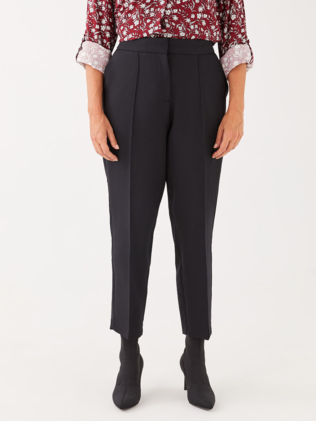 Women's Standard Fit Plain Trousers-3