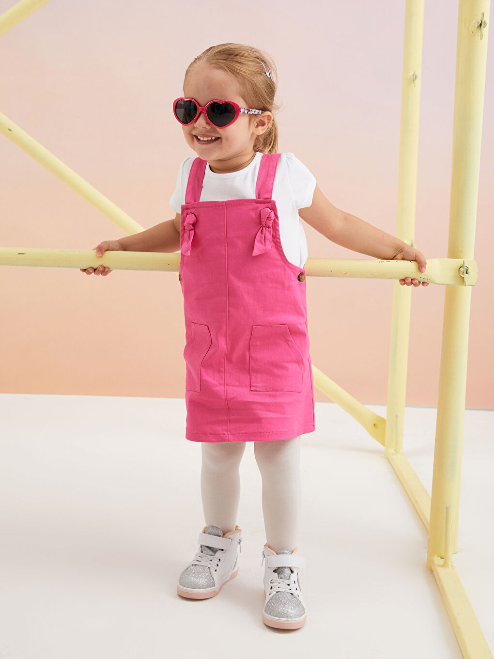 Pembe Beli Lastikli Baskılı Kız Bebek Elbise ve Külotlu Çorap 2'li