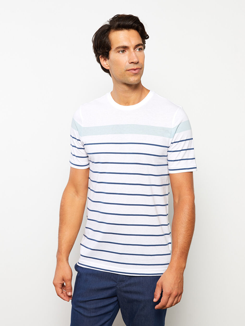 تي شيرت رجالي ياقة دائرية كم قصير مخطط جيرسي