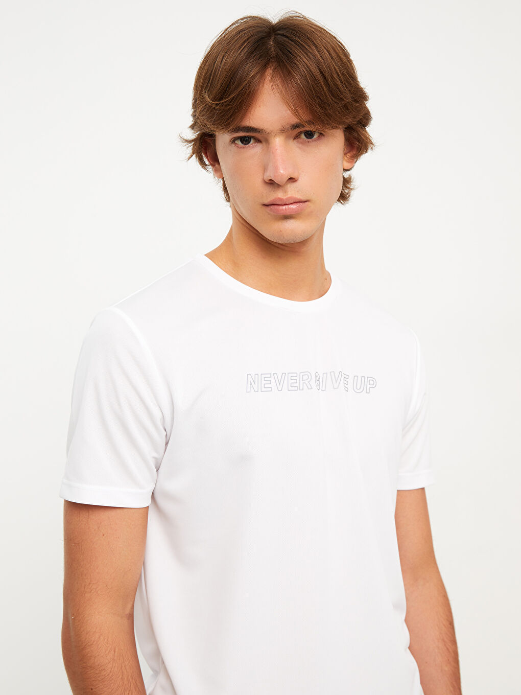 Beyaz Bisiklet Yaka Kısa Kollu Baskılı Erkek Tişört