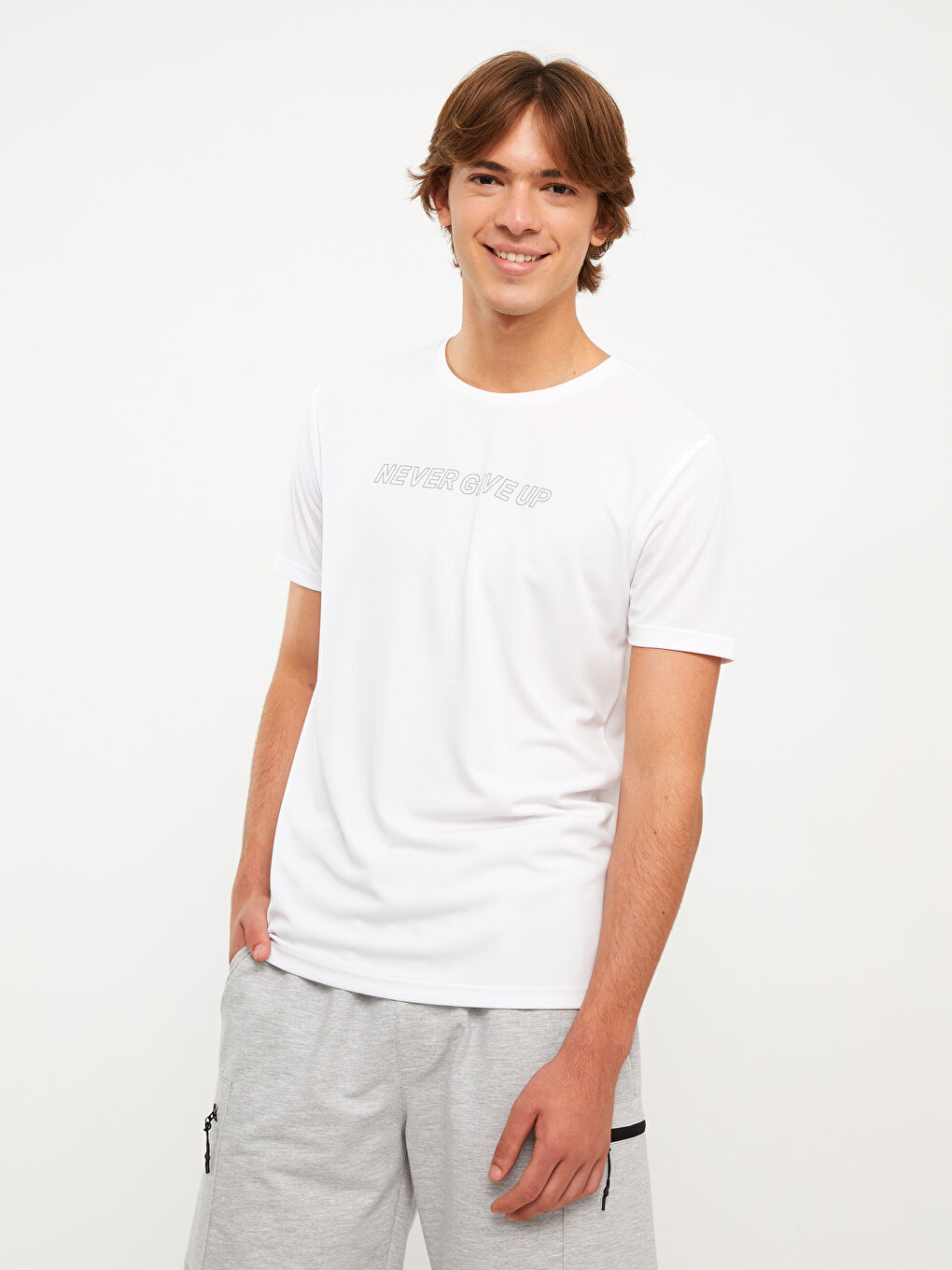 Beyaz Bisiklet Yaka Kısa Kollu Baskılı Erkek Tişört-1