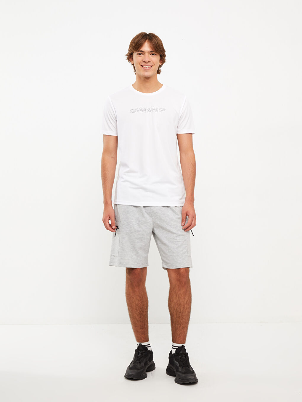 Beyaz Bisiklet Yaka Kısa Kollu Baskılı Erkek Tişört-2