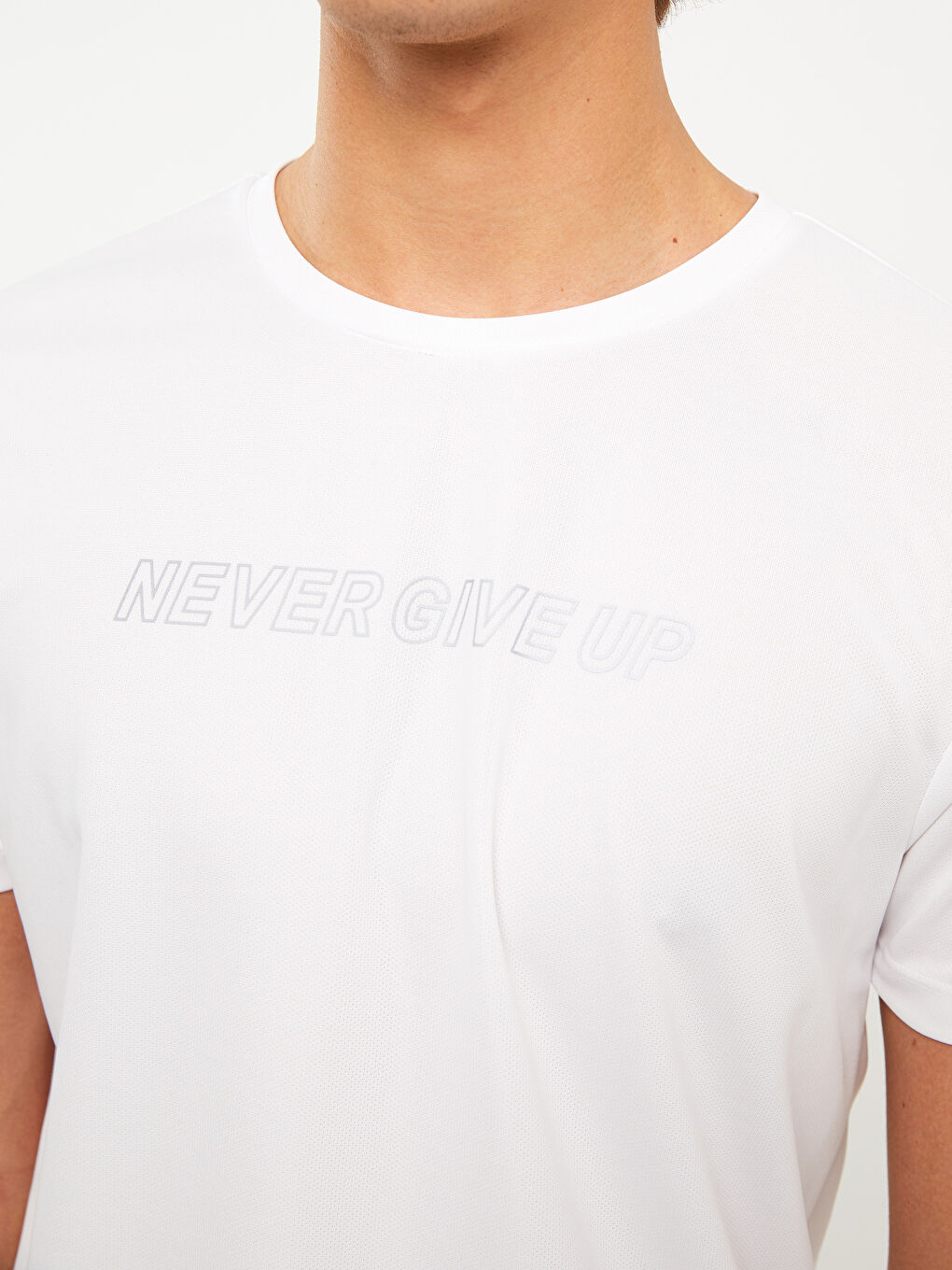 Beyaz Bisiklet Yaka Kısa Kollu Baskılı Erkek Tişört-3