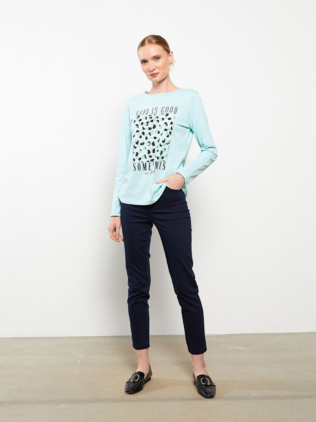 Crew Neck Printed Long Sleeve Women's T-Shirt-2