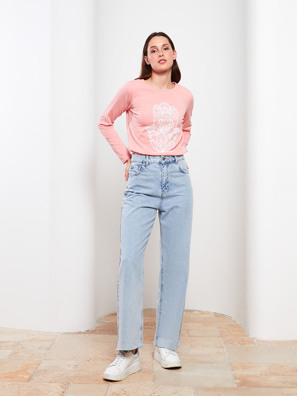 LCW ECO Rundhalsausschnitt Bedrucktes Langarm T-Shirt für Damen -W2EF86Z8-RZP