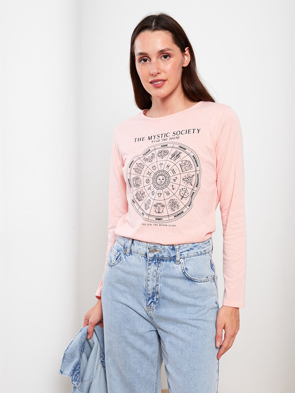 Crew Neck Printed Long Sleeve Women's T-Shirt-1