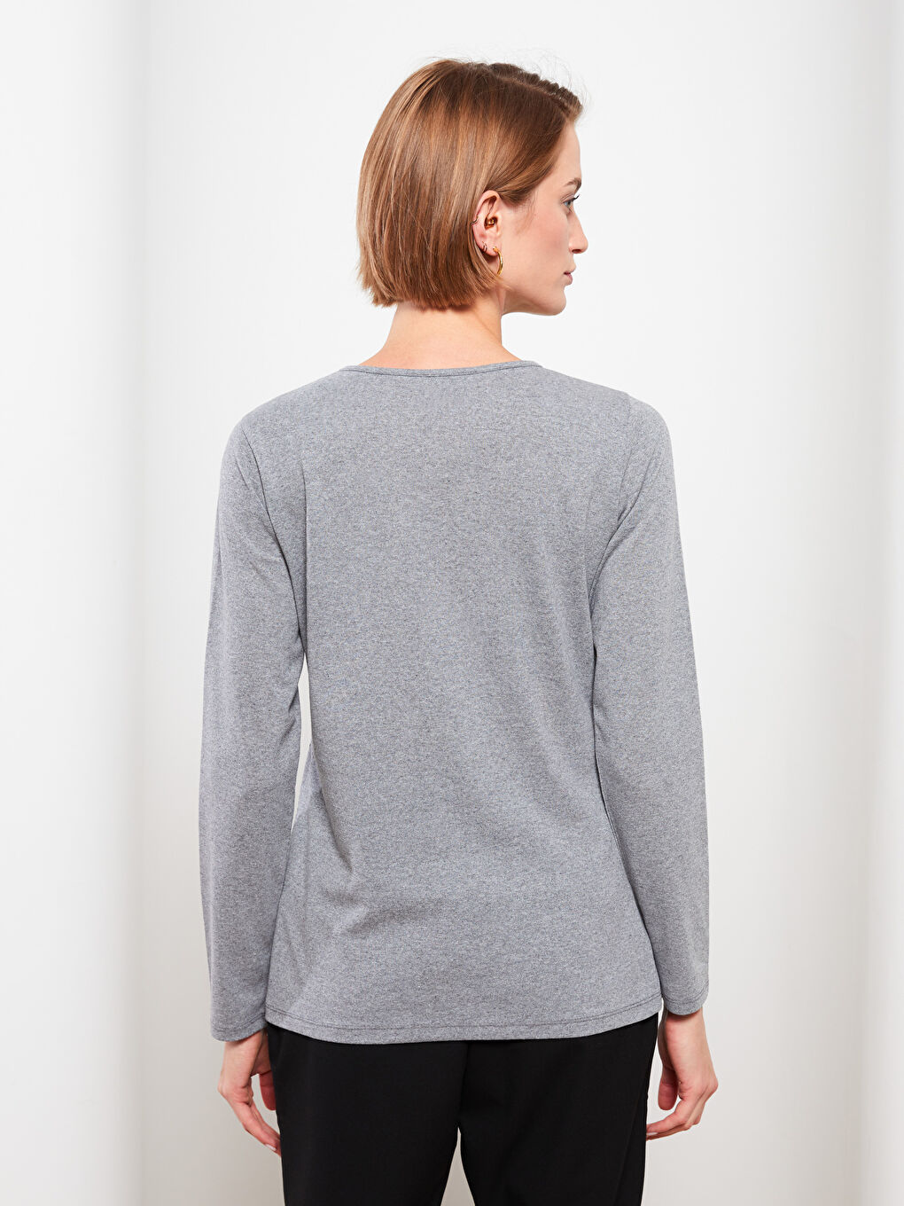 Gri Bisiklet Yaka Desenli Uzun Kollu Kadın Tişört-4