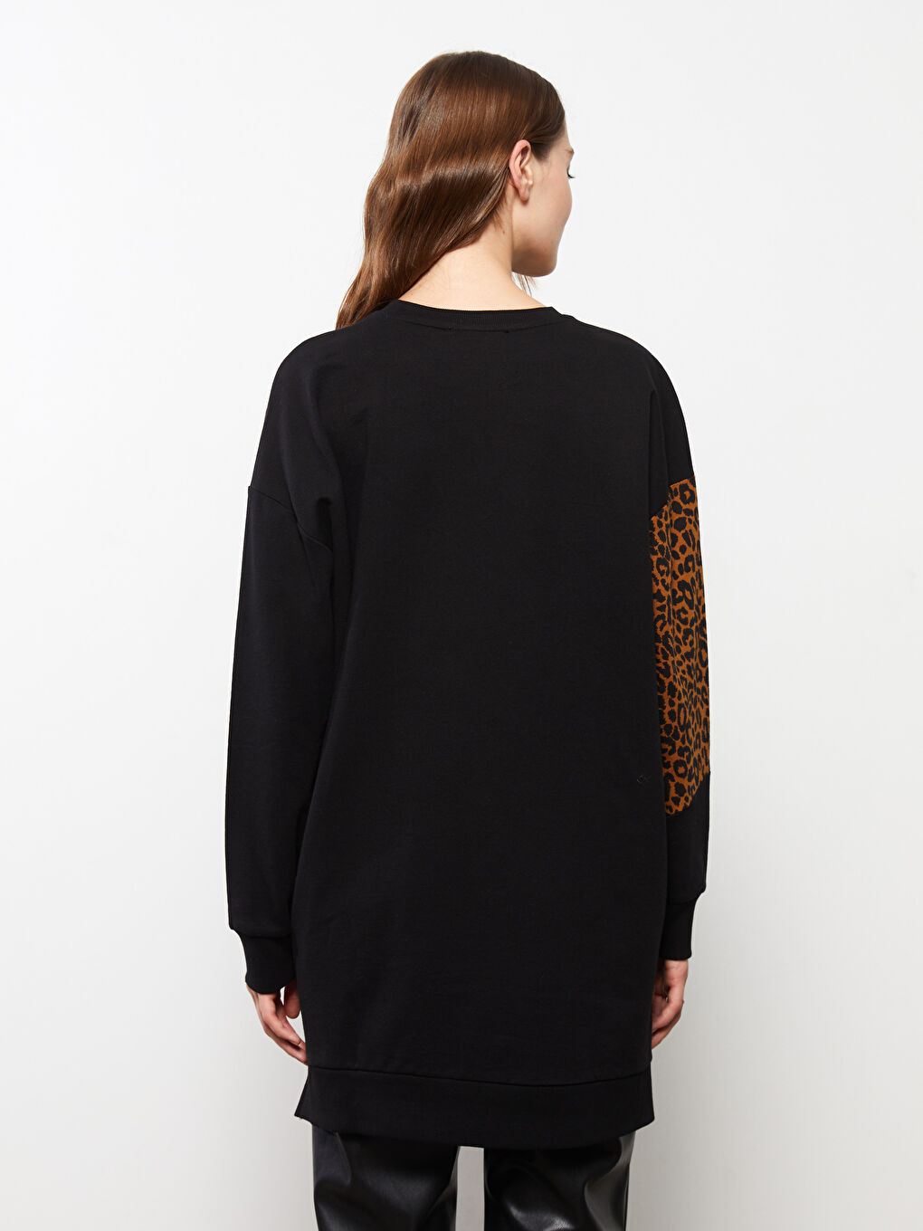 تونیکی سویتشێرتی قۆڵ درێژی چاپکراوی یەخە خڕ بۆ ژنان-4