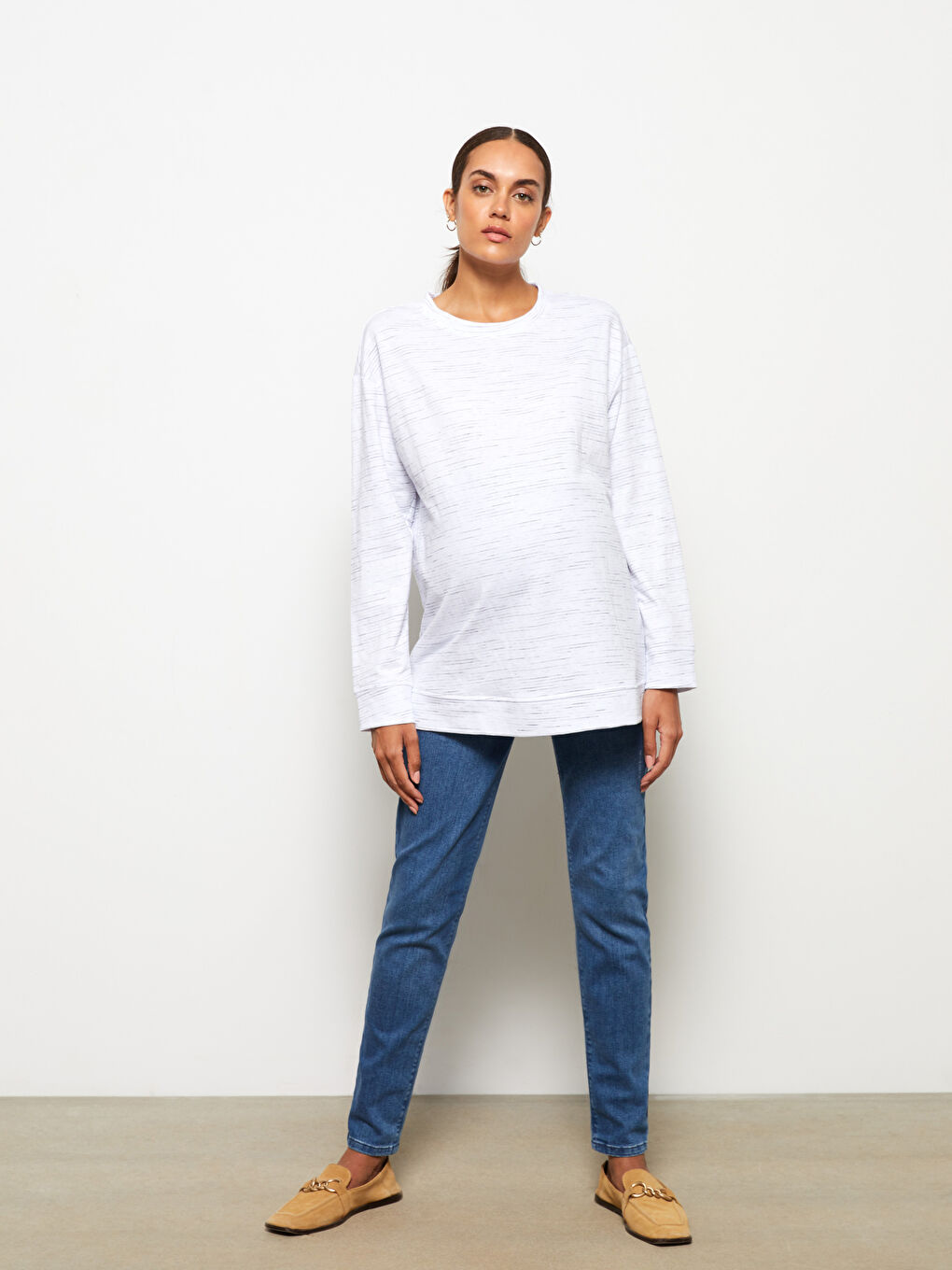 Hanorac maternitate cu guler rotund, mânecă lungă și model imprimat-1