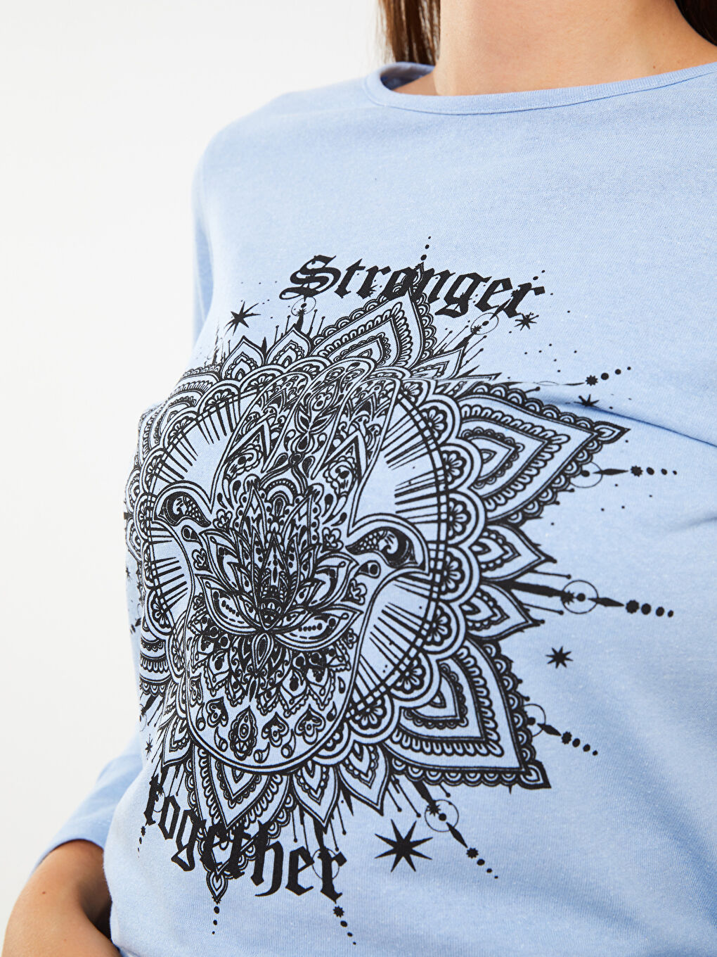LCW ECO Rundhalsausschnitt Bedrucktes Langarm T-Shirt für Damen -W2EG30Z8-S87