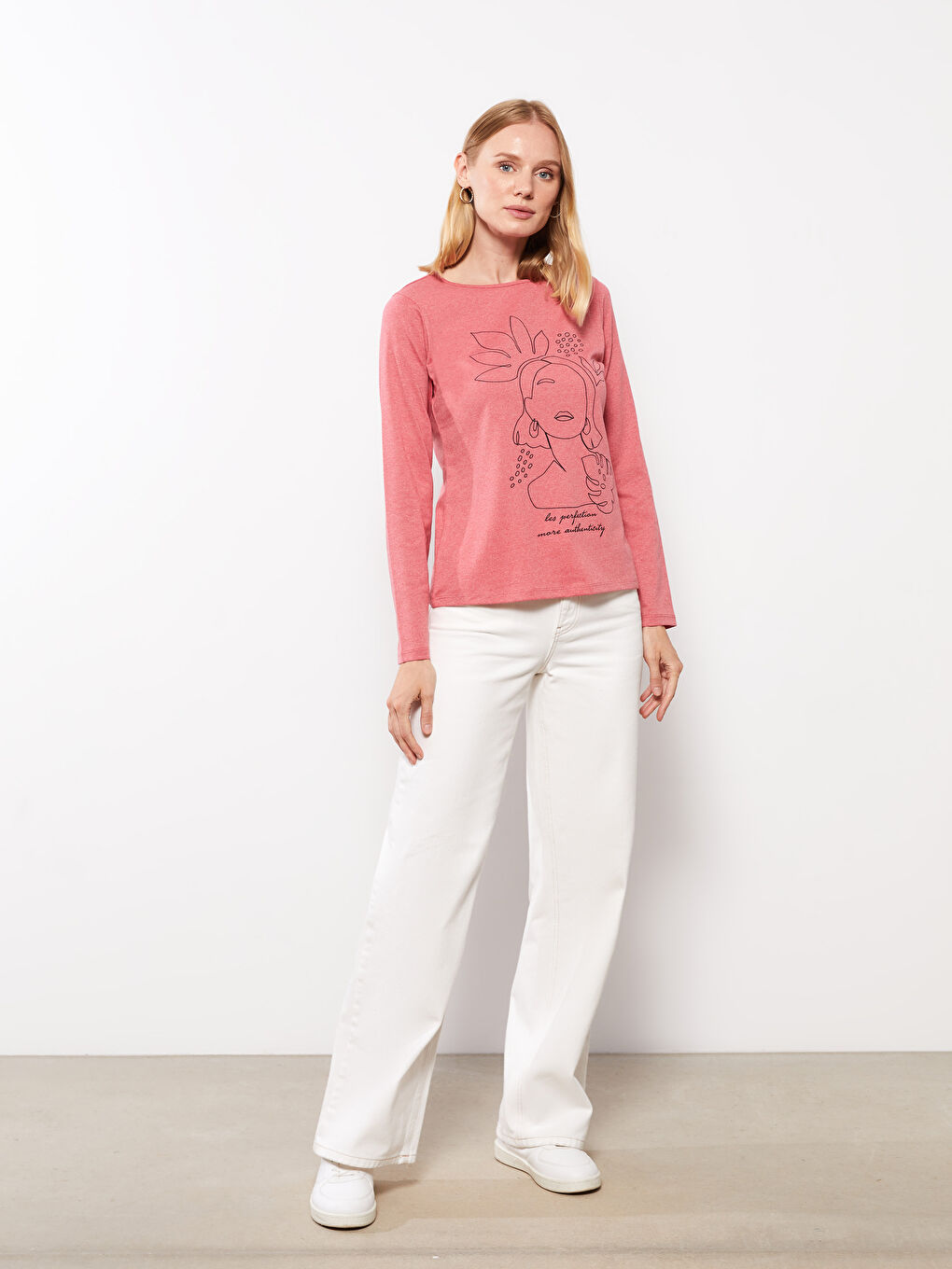 Crew Neck Printed Long Sleeve Women's T-Shirt-1