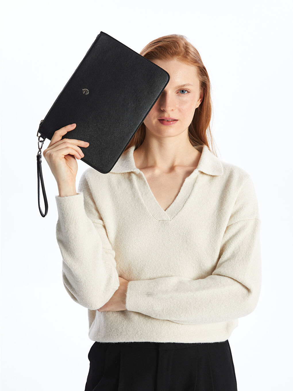 Siyah Deri Görünümlü Kadın El Çantası