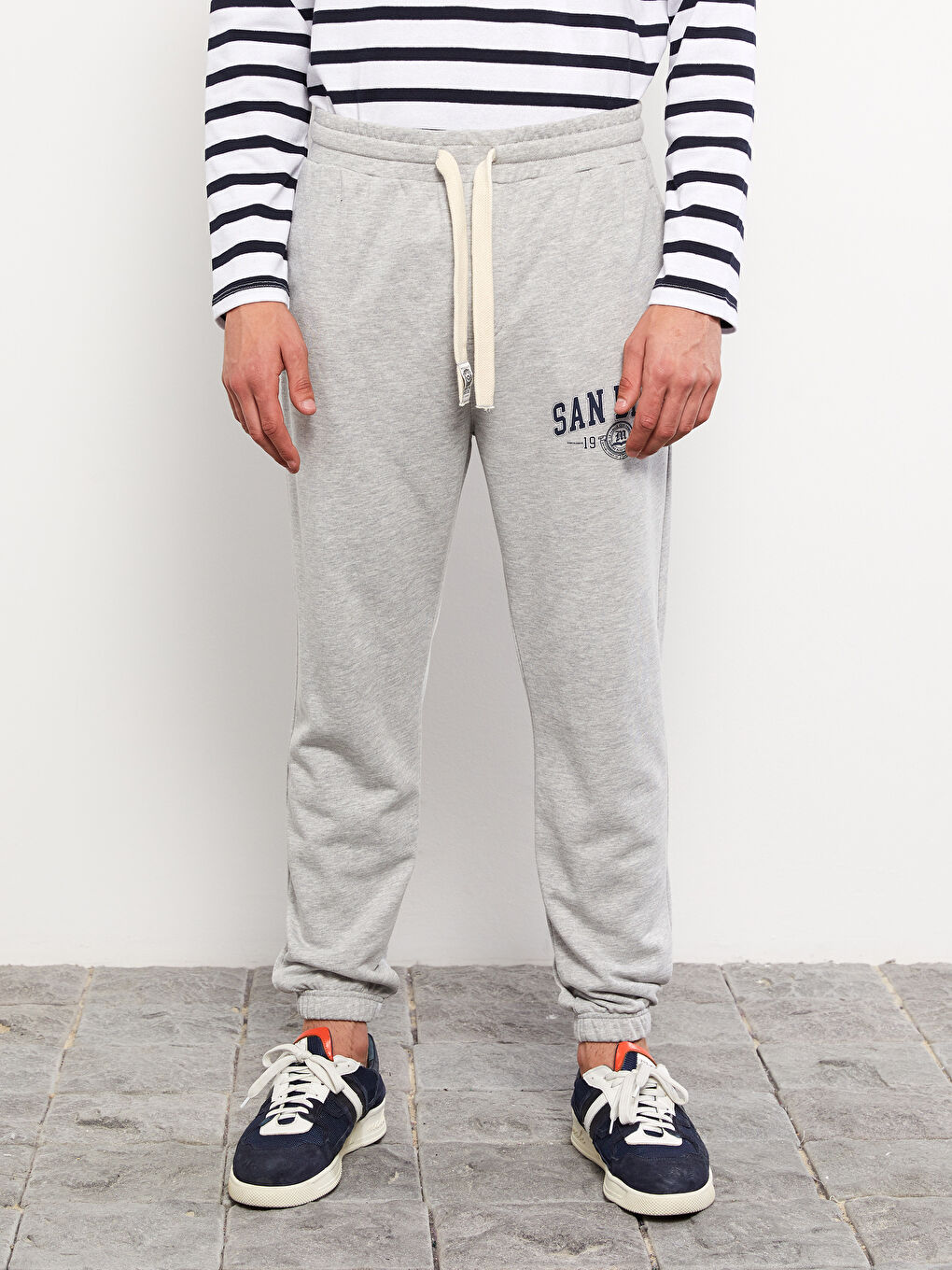 Standard Fit Men's Jogger Sweatpants-2