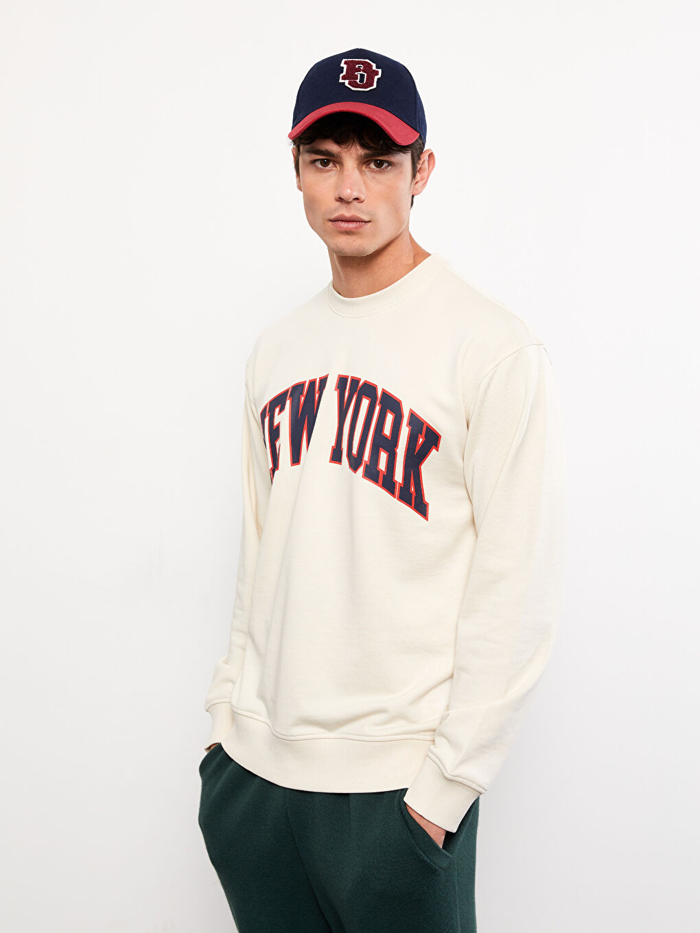 سويت شيرت كم طويل مطبوع بياقة دائرية للرجال-1