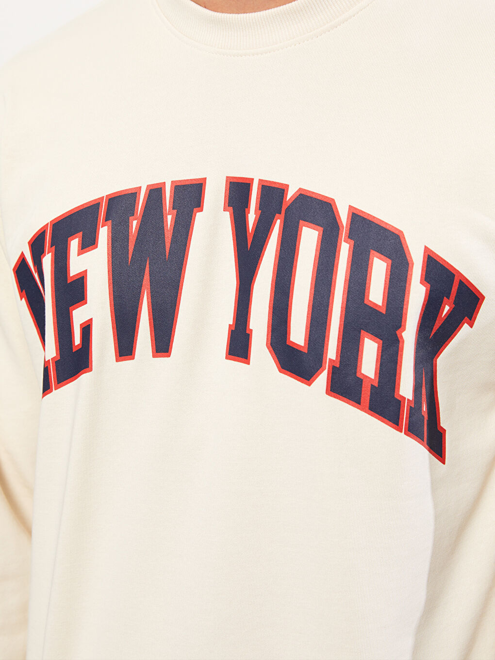 سويت شيرت كم طويل مطبوع بياقة دائرية للرجال-3