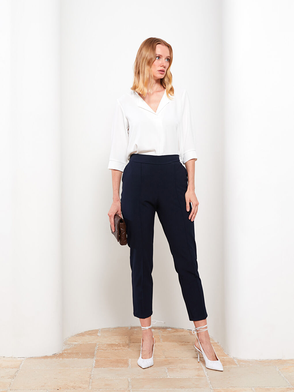 Lacivert Kadın Rahat Kalıp Düz Pantolon-1