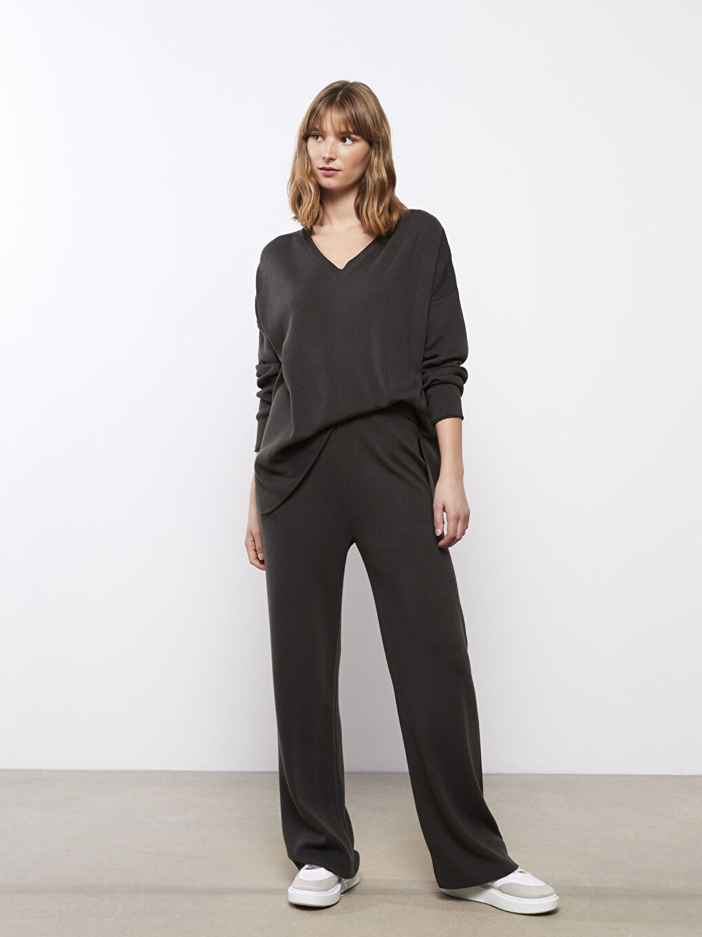 Women's Elasticated Waist Plain Knitwear Trousers-1