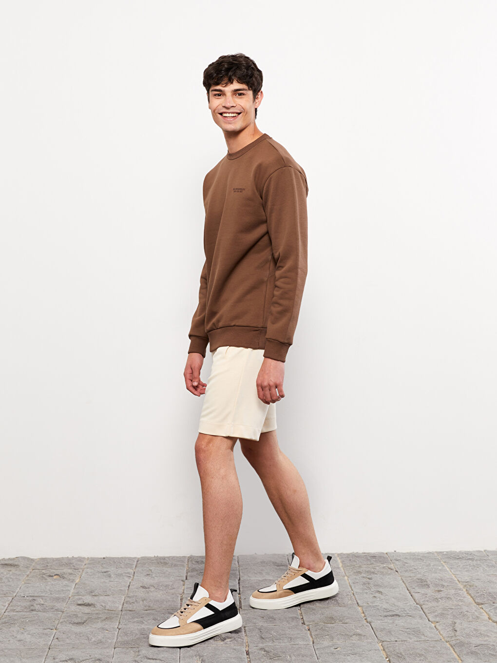 Kahverengi Bisiklet Yaka Baskılı Erkek Kalın Sweatshirt-1