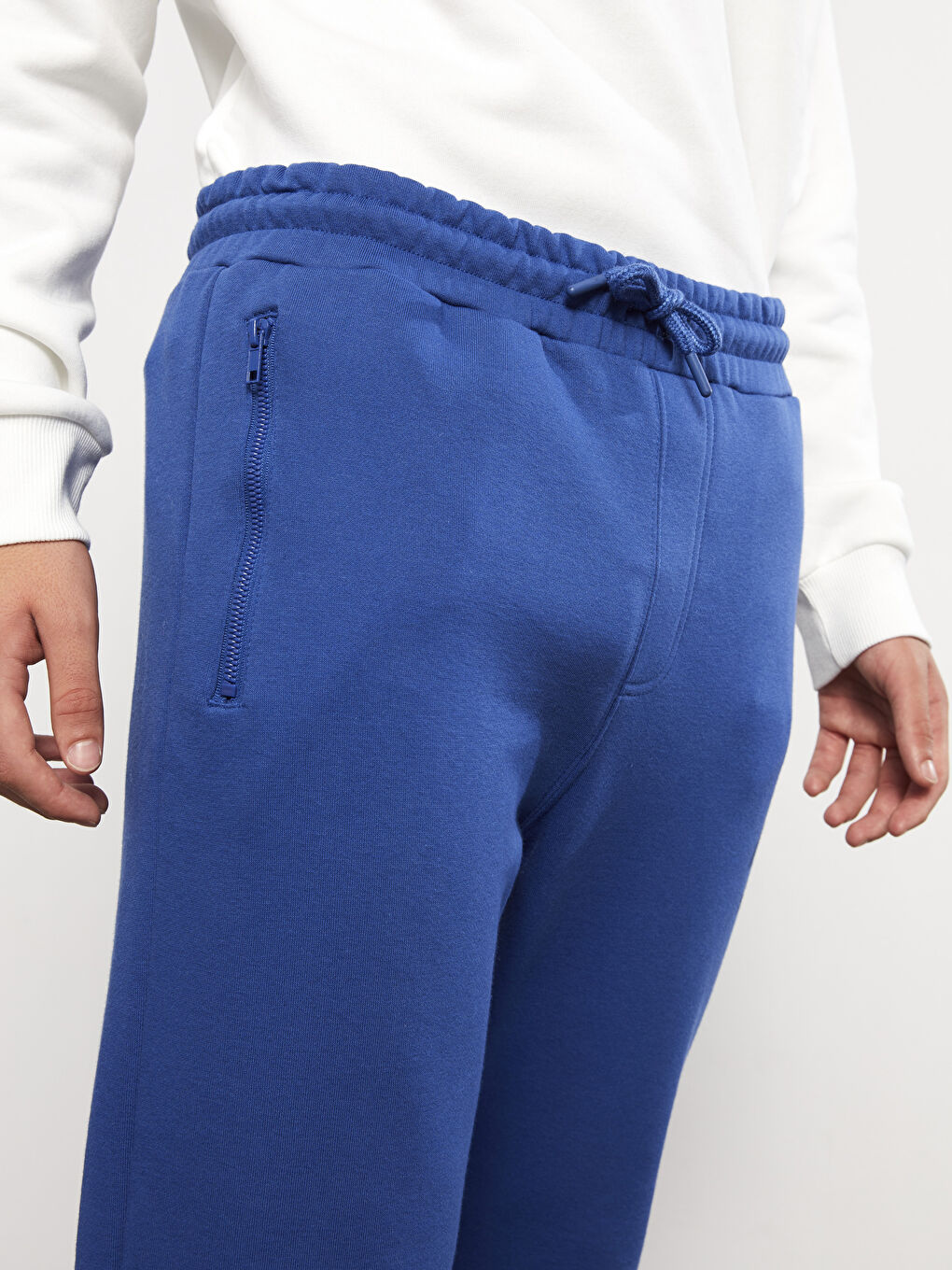 Slim Fit Men's Thick Jogger Sweatpants-4