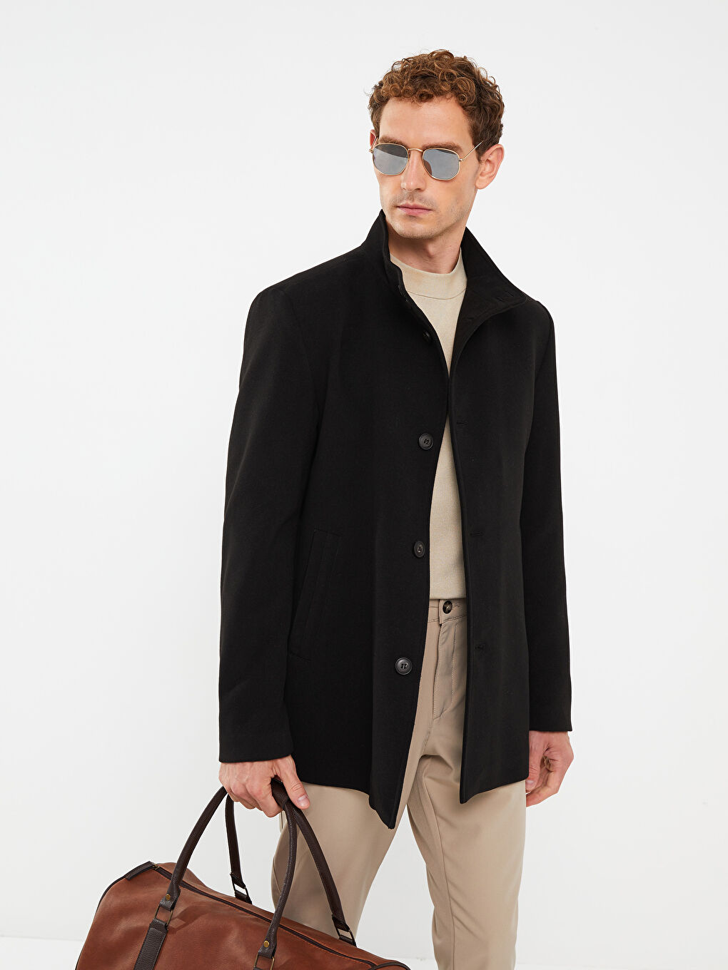 Siyah Standart Kalıp Dik Yaka Erkek Kaşe Kaban-1