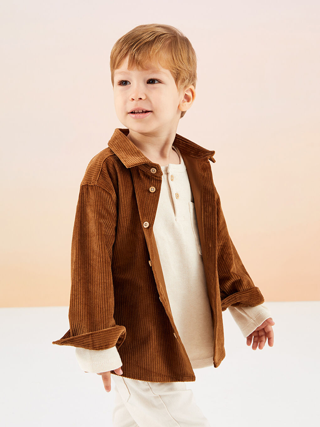 Bej Bisiklet Yaka Uzun Kollu Basic Erkek Bebek Tişört