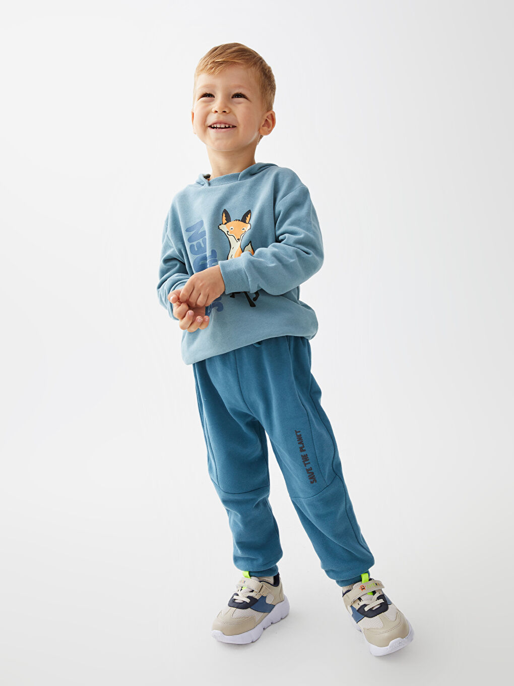 Серпімді белдікті принтті ұл балаға арналған спорттық шалбар-4