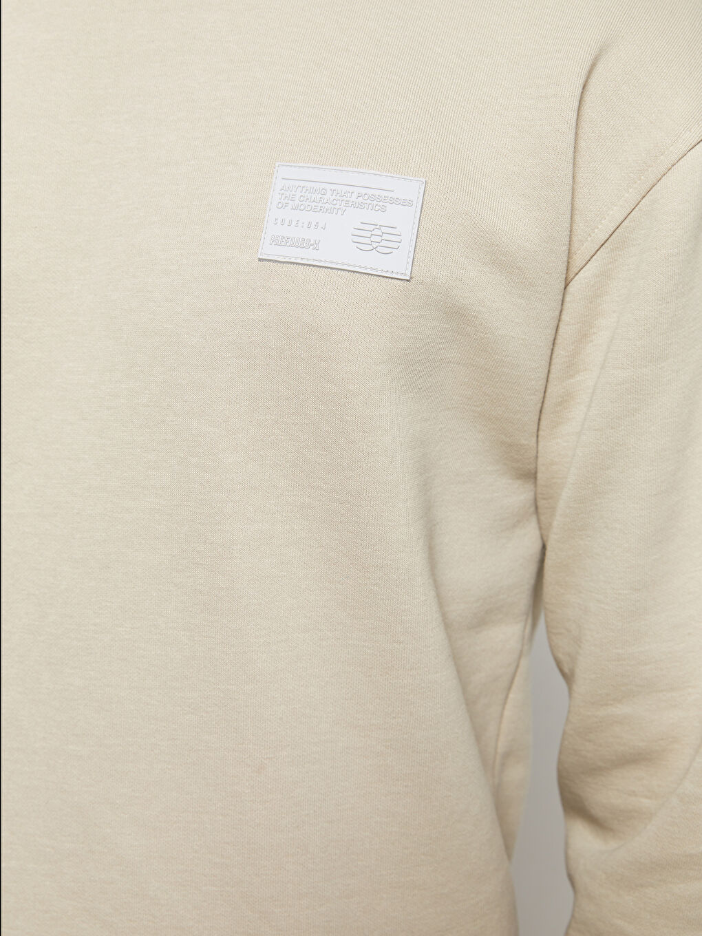 Bej Bisiklet Yaka Baskılı Erkek Kalın Sweatshirt-3