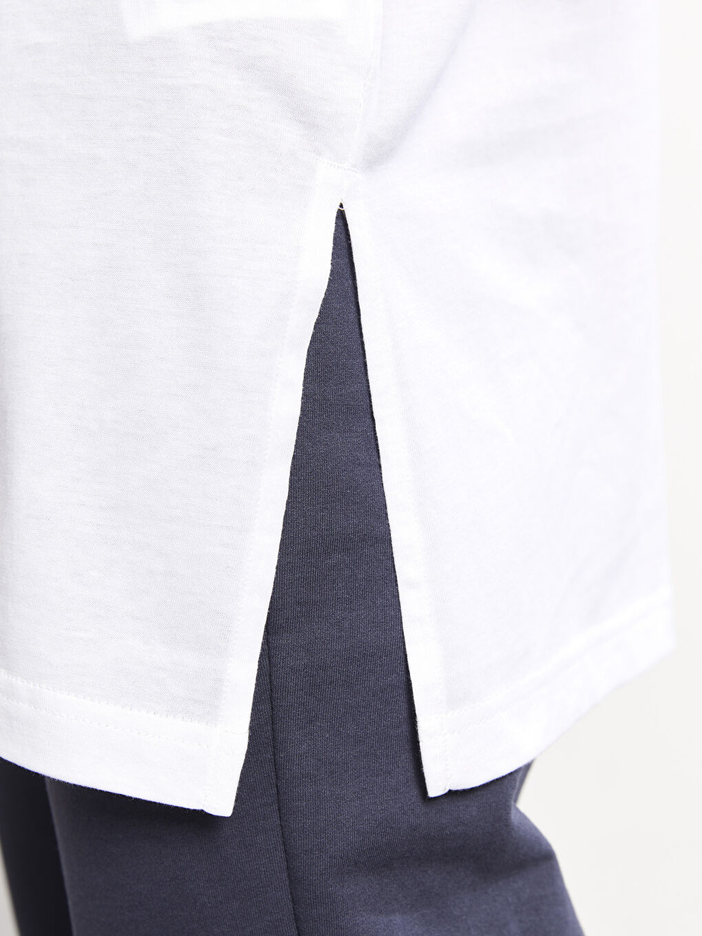 Crew Neck Straight Short Sleeve Cotton Women's T-Shirt-3