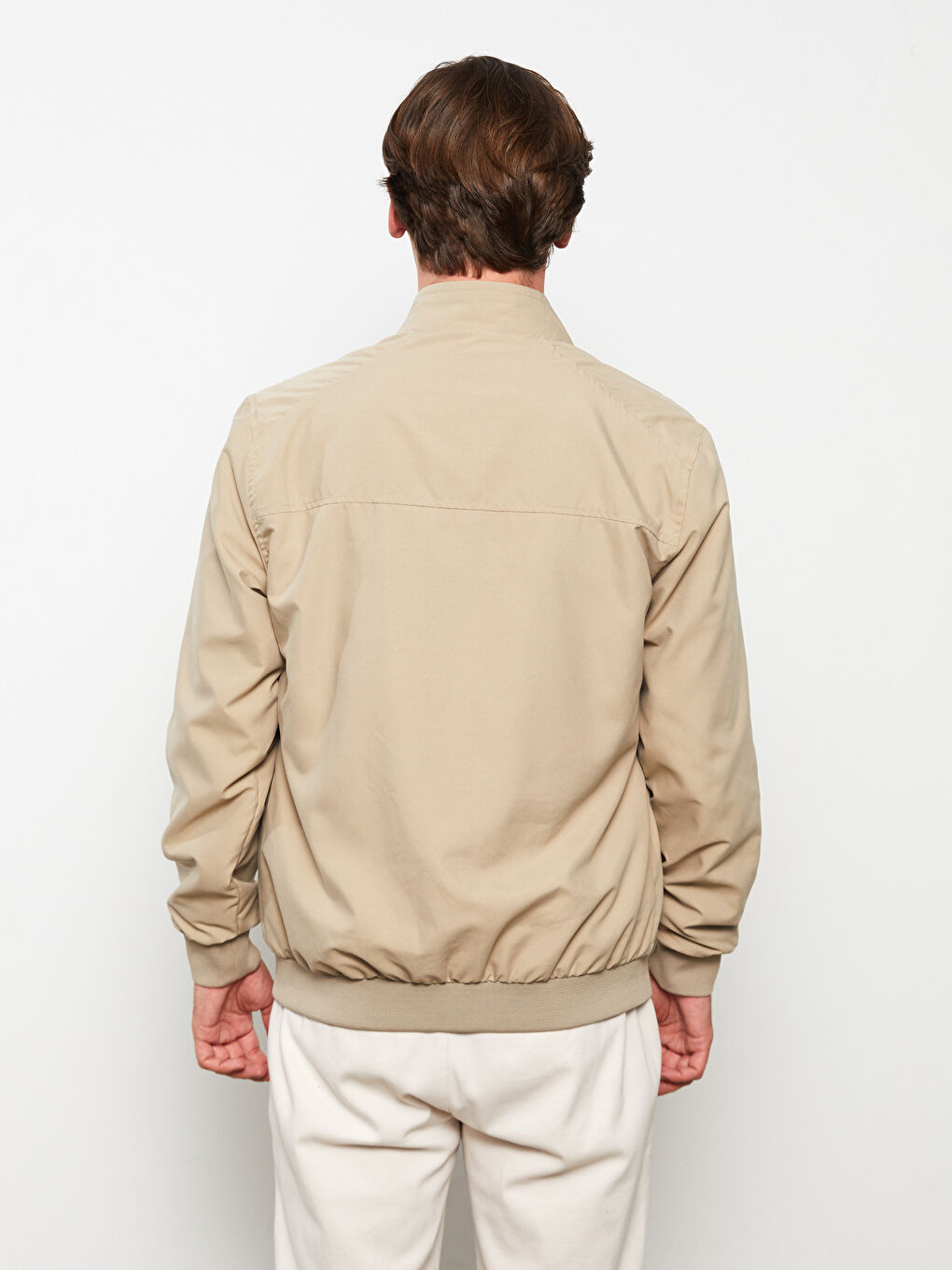 Bej Standart Kalıp Dik Yaka Erkek Mont-4