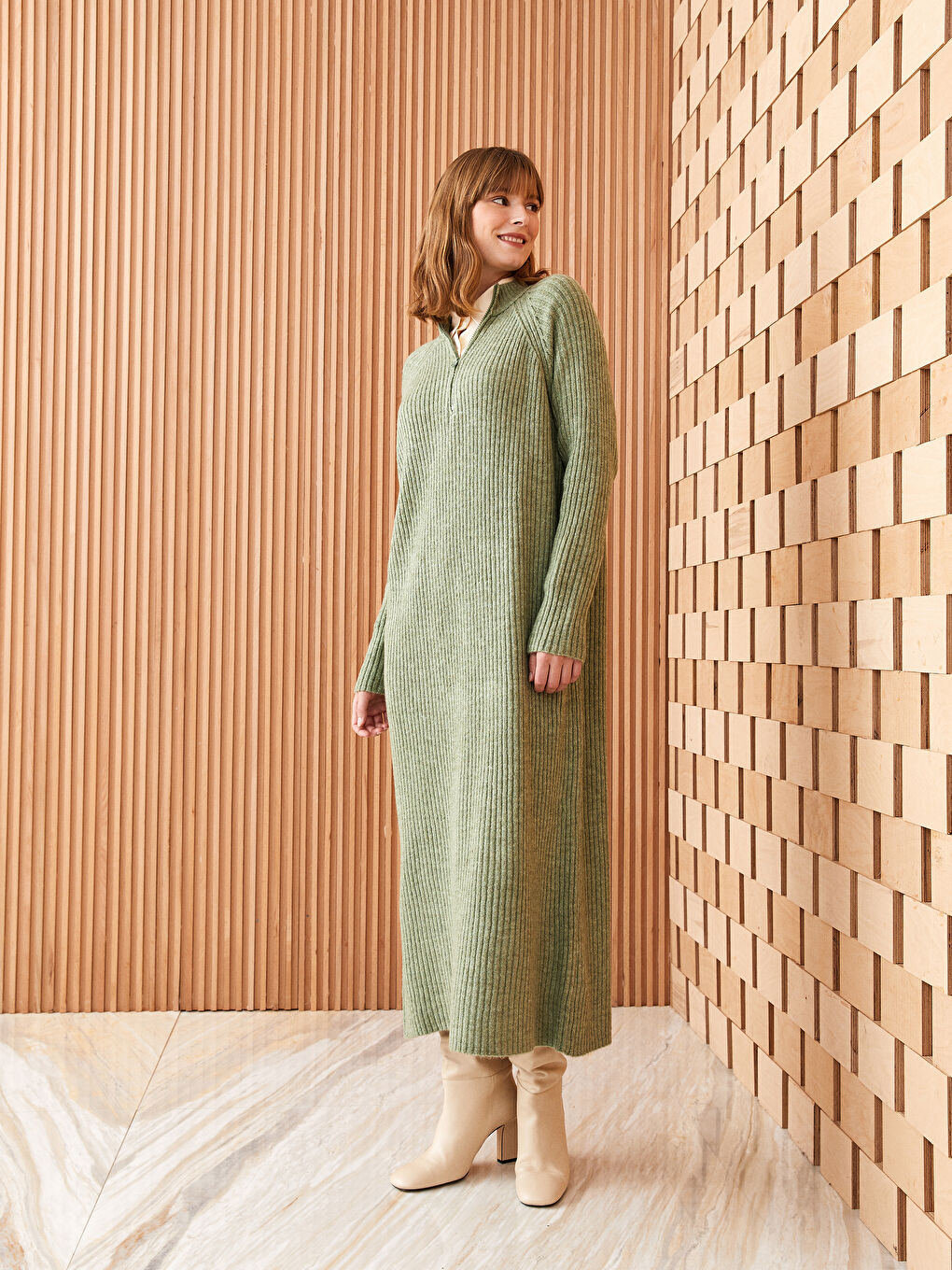 Yeşil Bisiklet Yaka Düz Uzun Kollu Kadın Triko Elbise-1