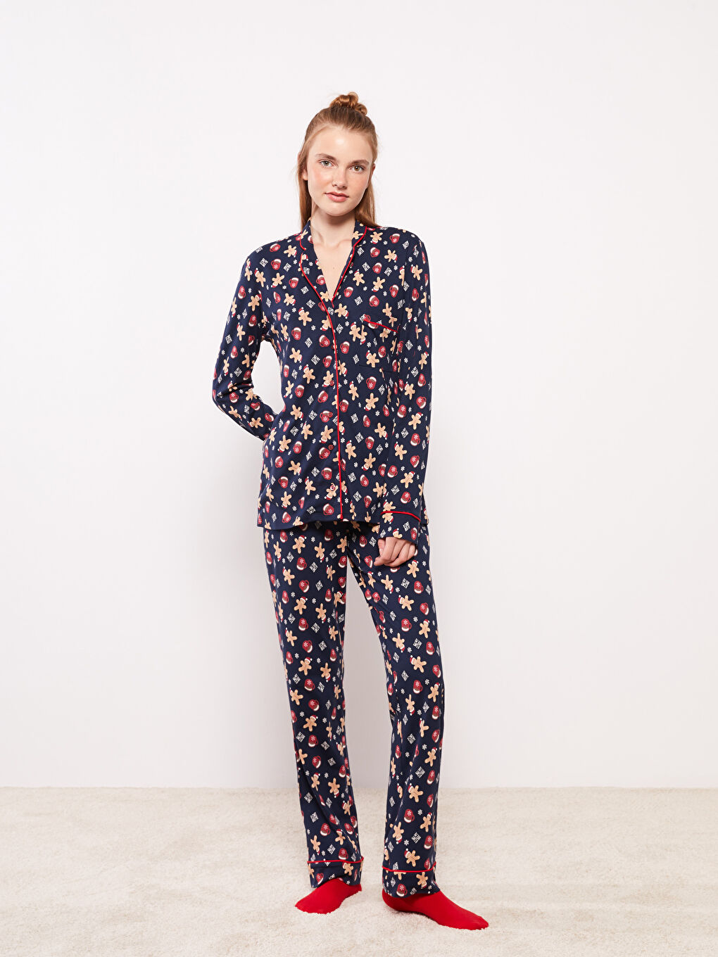 Lacivert Gömlek Yaka Yılbaşı Temalı Uzun Kollu Pamuklu Kadın Pijama Takım-2