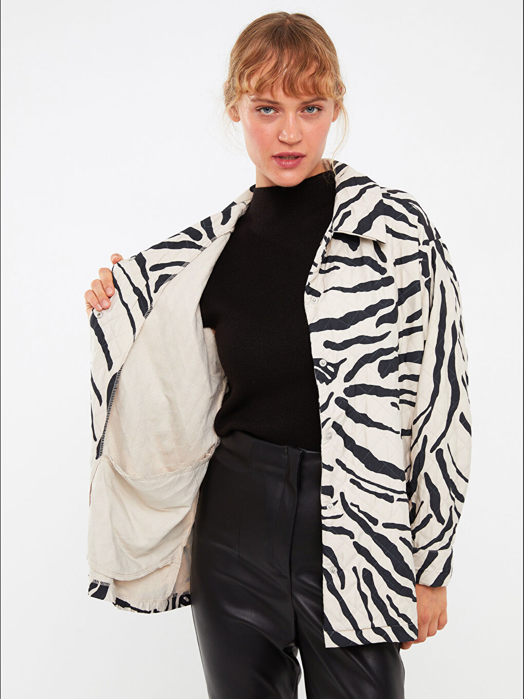 Patterned Long Sleeve Women's Shirt Jacket-2