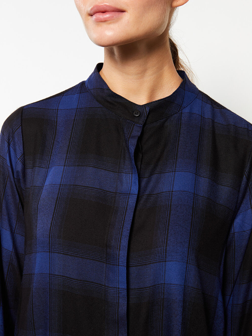 LCWAIKIKI Classic Crew Neck Plaid Long Sleeve Viscose Women's Tunic -W2EK60Z8-LN6