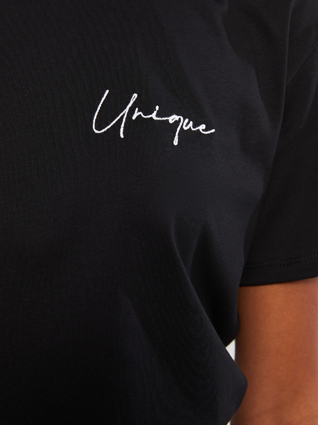 Siyah Bisiklet Yaka Baskılı Kısa Kollu Pamuklu Kadın Tişört-3