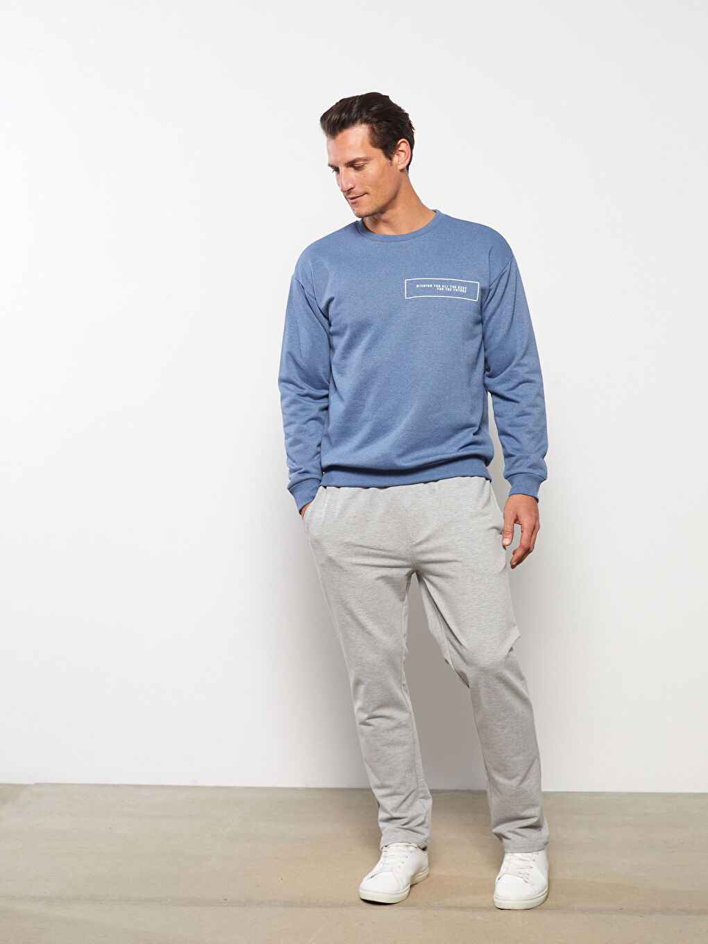 Crew Neck Long Sleeve Men's Sweatshirt-2