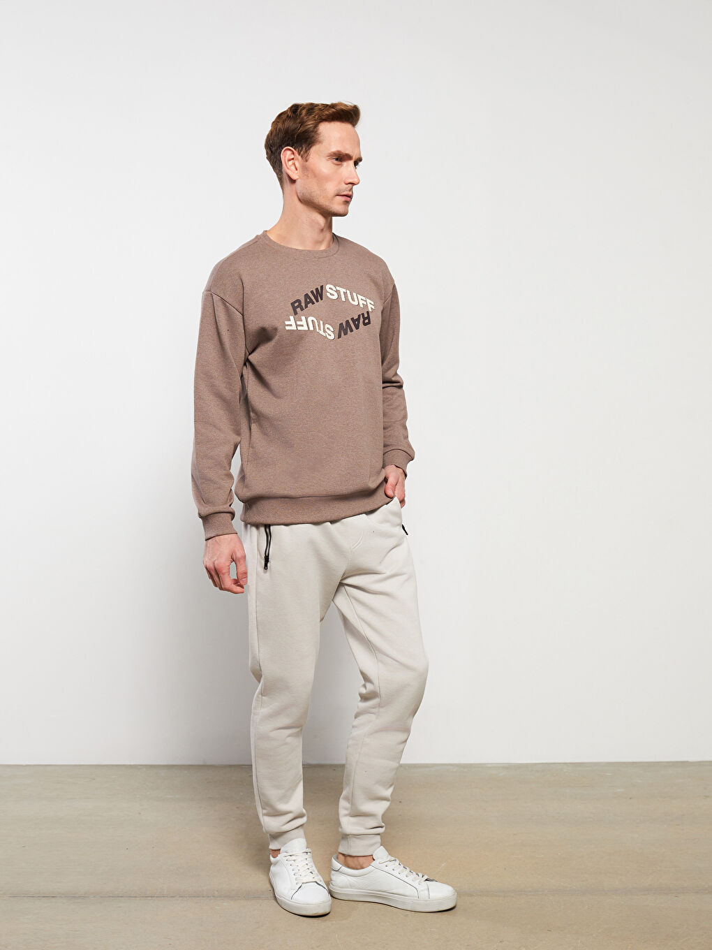 Crew Neck Long Sleeve Printed Men's Sweatshirt-4