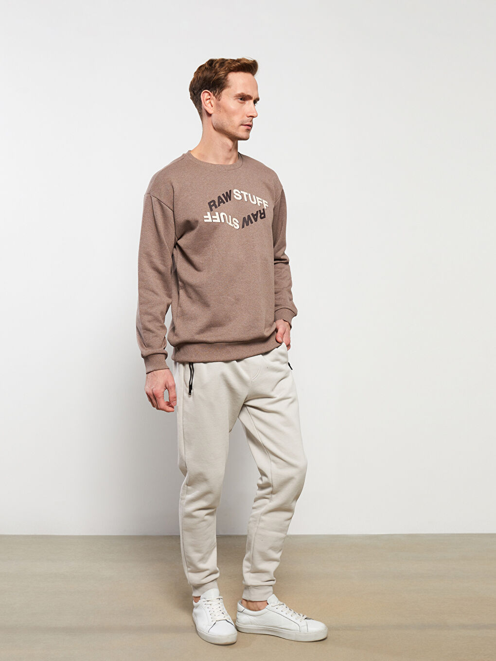 Crew Neck Long Sleeve Printed Men's Sweatshirt-1