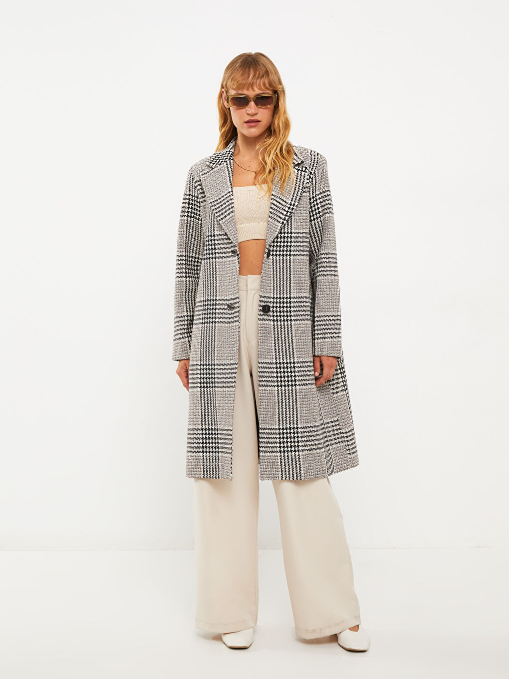 Siyah Önden Düğme Kapamalı Ekose Uzun Kollu Kadın Ceket