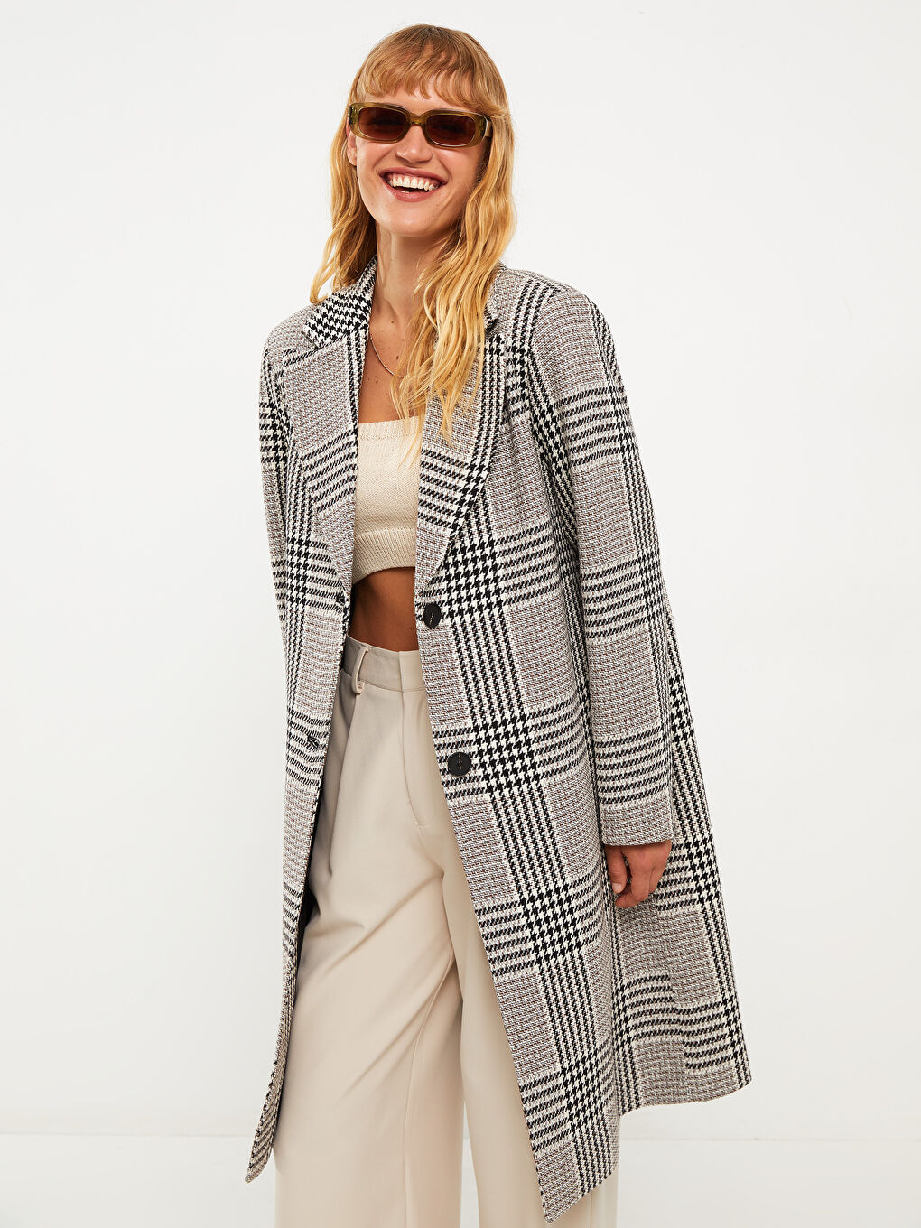 Siyah Önden Düğme Kapamalı Ekose Uzun Kollu Kadın Ceket-2