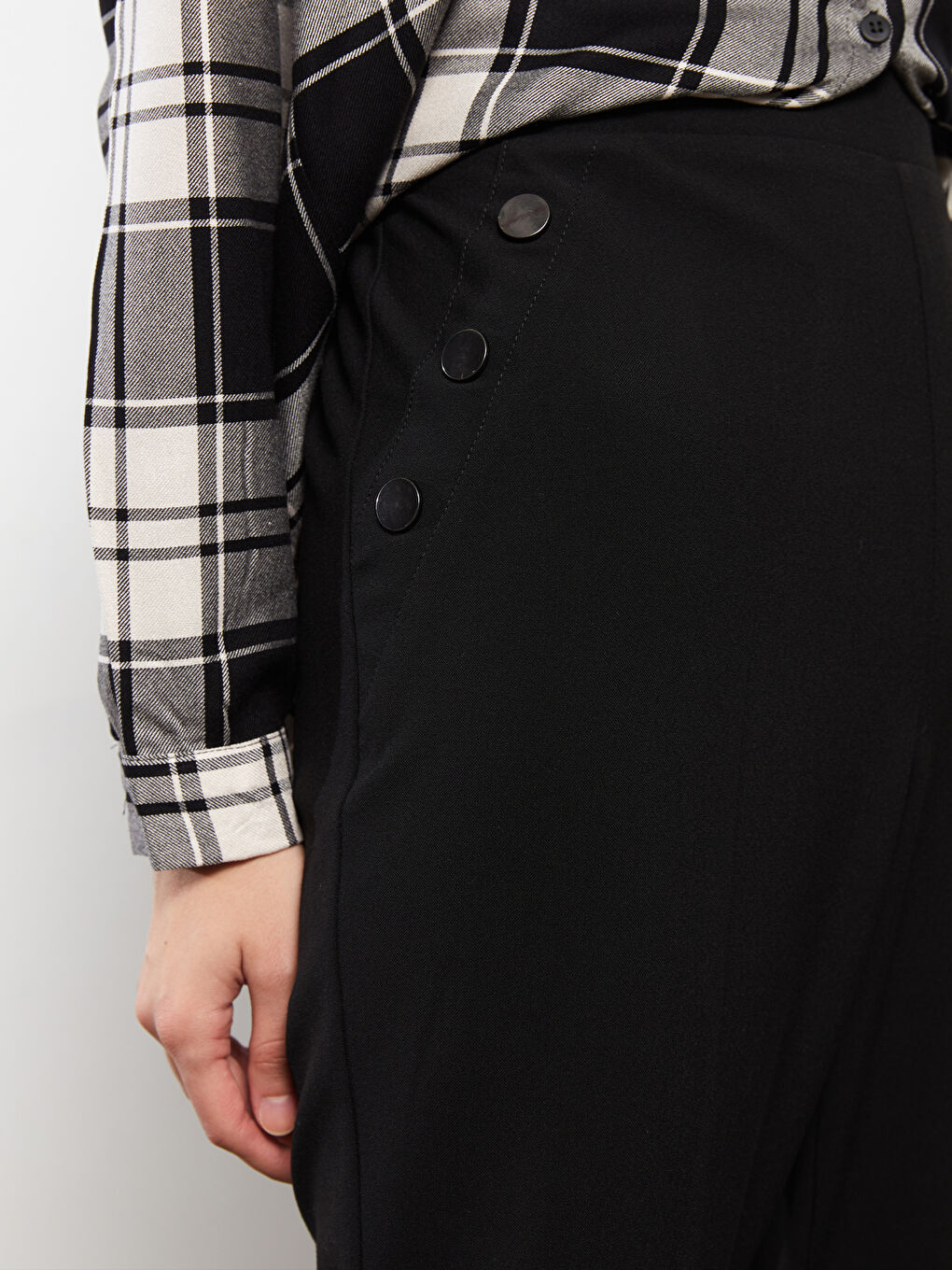 Women's Standard Fit Plain Trousers-2