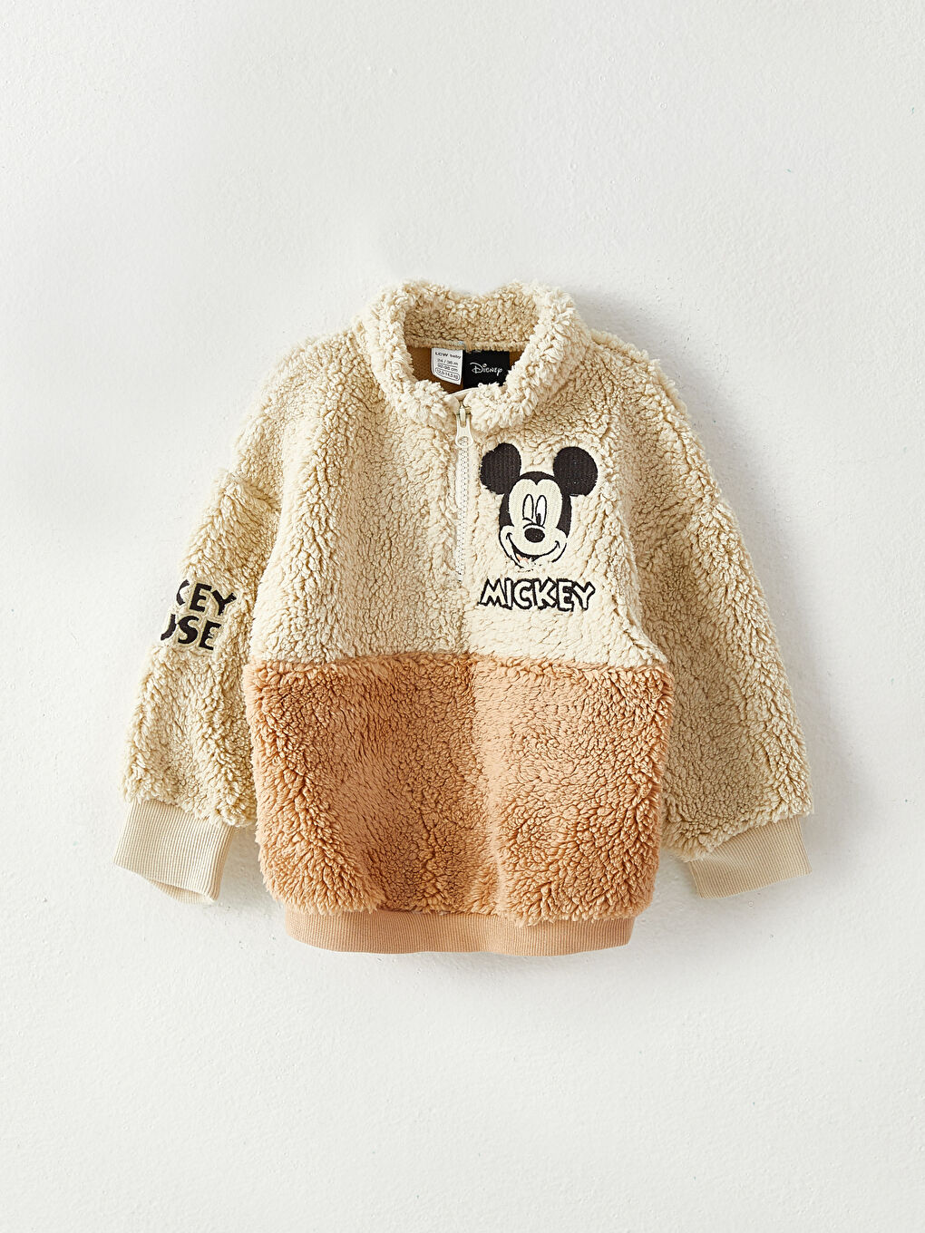 LCW baby Bej Dik Yaka Uzun Kollu Mickey Mouse Nakışlı Erkek Bebek Sweatshirt