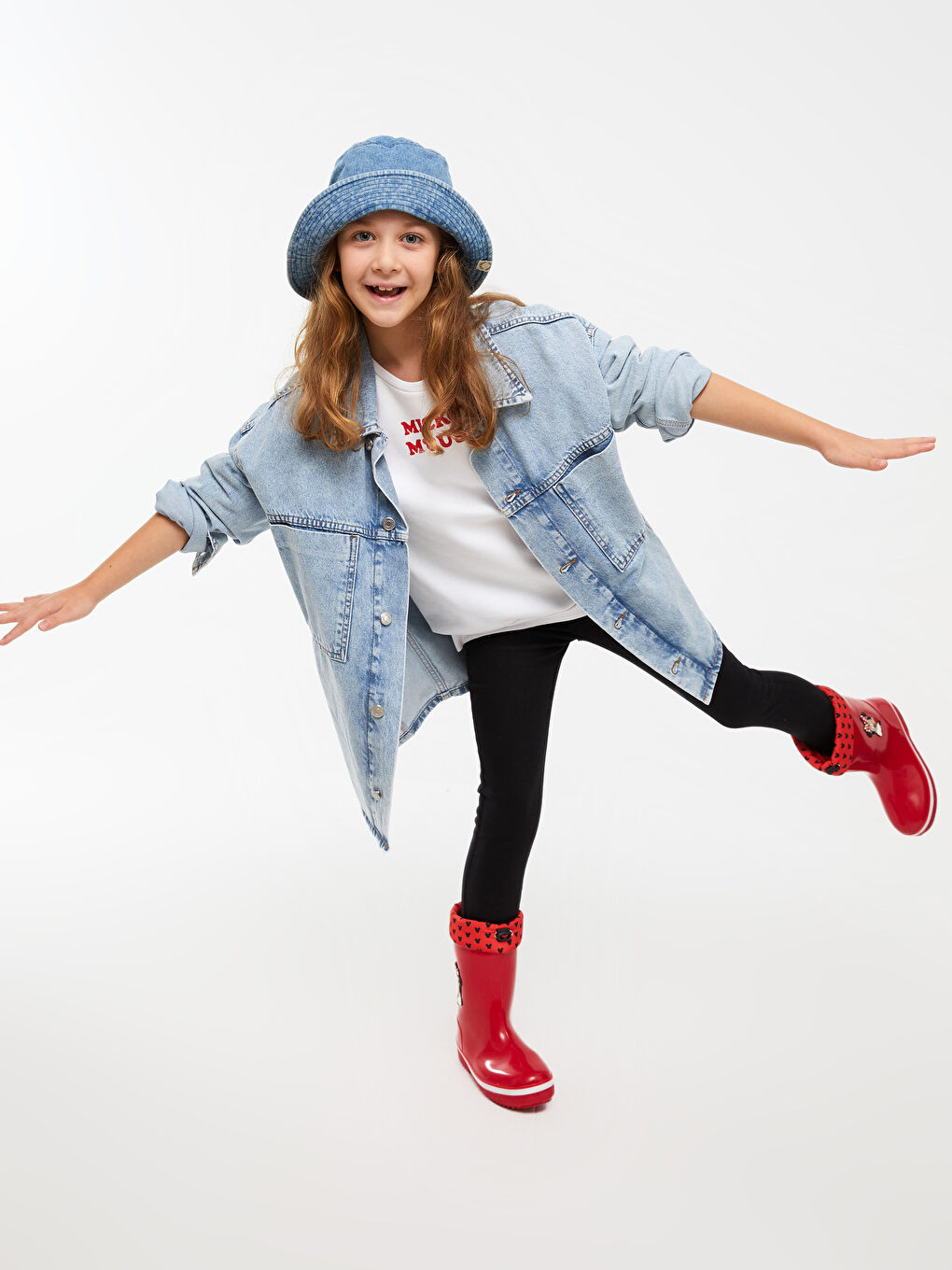 بوت مطر للبنات بترخيص ميني ماوس-1