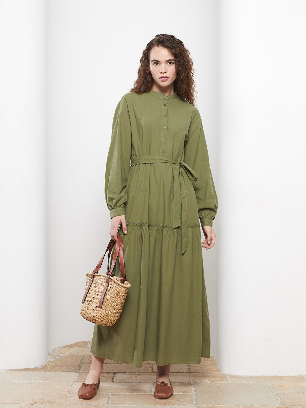 Hakim Yaka Düz Uzun Kollu Poplin Kadın Elbise